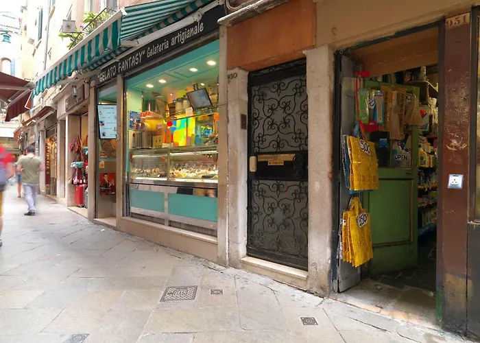 公寓 幻想公寓 *